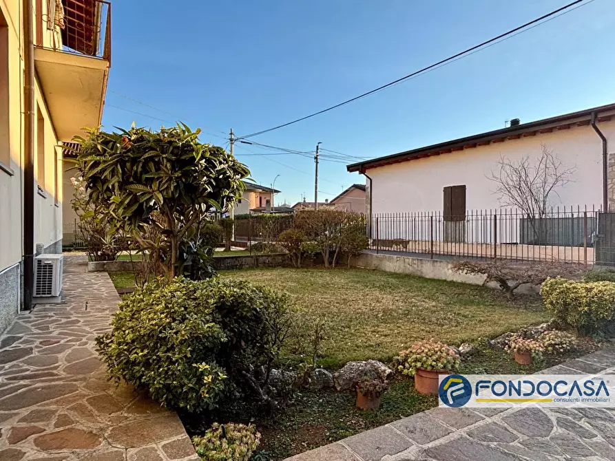 Immagine 27 di Casa semindipendente in vendita  a Coccaglio