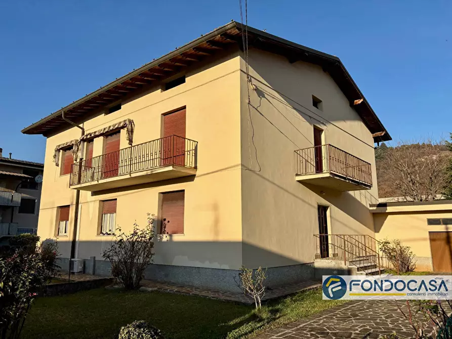 Immagine 4 di Villa in vendita  a Coccaglio