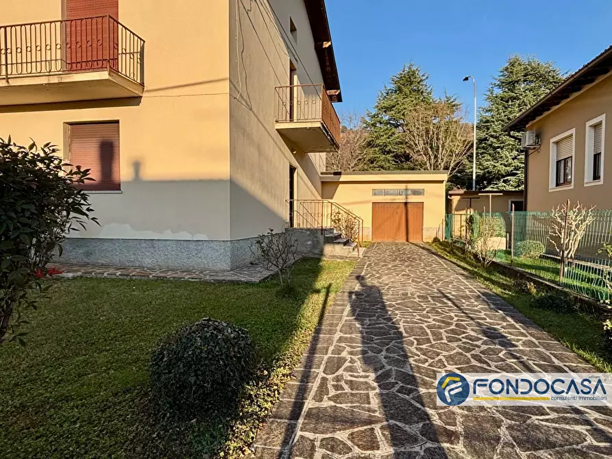 Immagine 6 di Villa in vendita  a Coccaglio