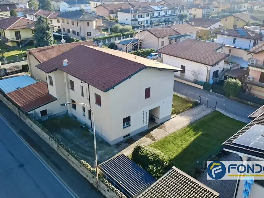 Immagine 2 di Villa in vendita  a Coccaglio