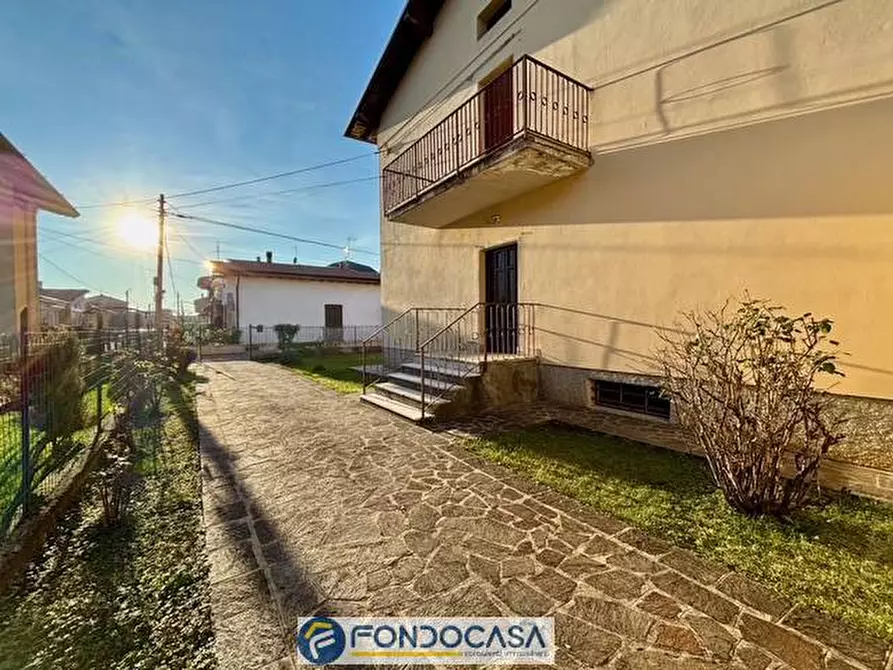 Immagine 4 di Casa semindipendente in vendita  a Adro