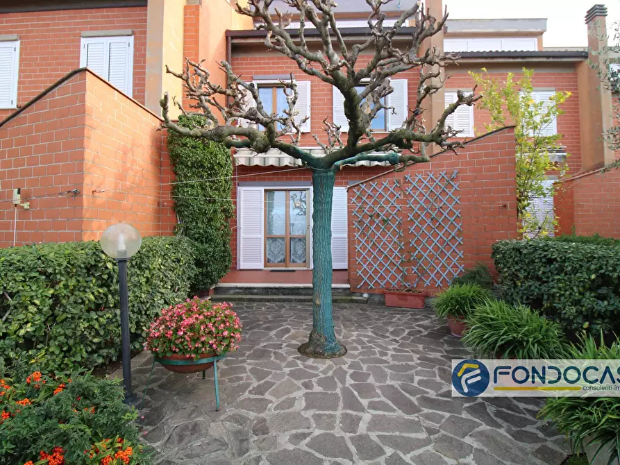 Immagine 24 di Villetta a schiera in vendita  in Via Del Colle a Pontedera