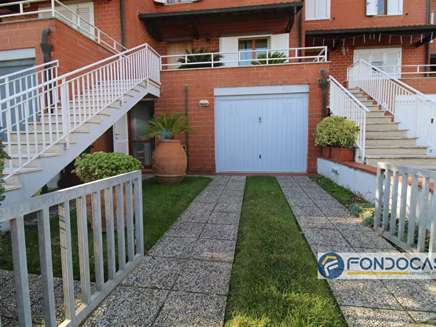 Immagine 50 di Villetta a schiera in vendita  in Via Del Colle a Pontedera