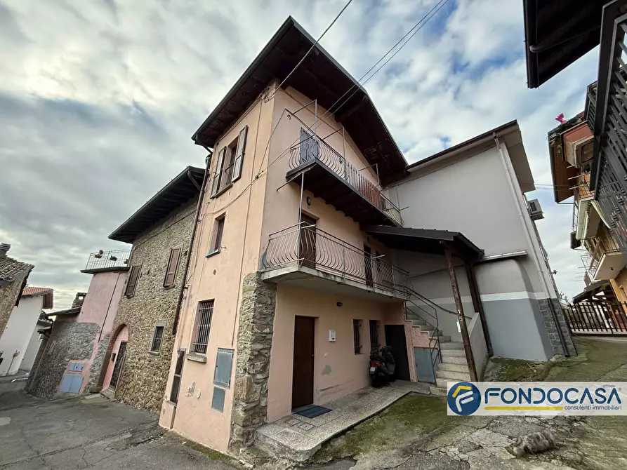 Immagine 2 di Appartamento in vendita  a Castelli Calepio