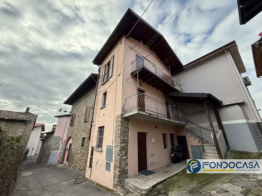 Immagine 9 di Appartamento in vendita  a Castelli Calepio