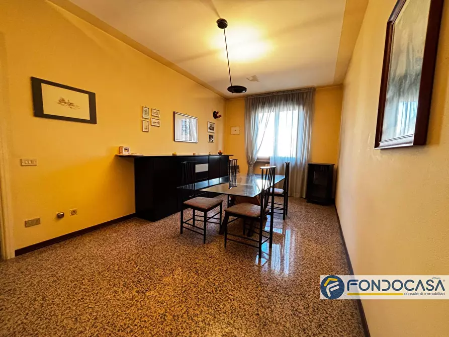 Immagine 3 di Appartamento in vendita  in VIA VITTORIO VENETO a Castro