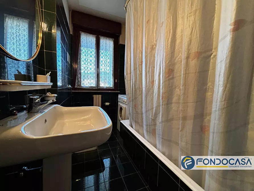 Immagine 9 di Appartamento in vendita  in VIA VITTORIO VENETO a Castro