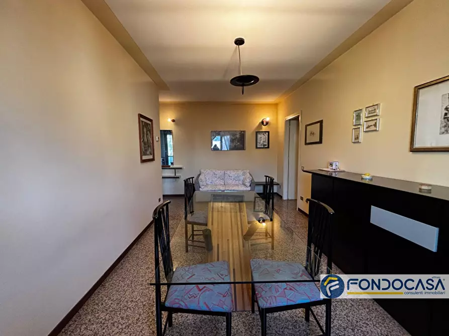 Immagine 4 di Appartamento in vendita  in VIA VITTORIO VENETO a Castro