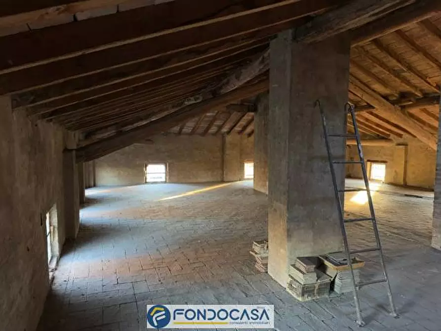 Immagine 2 di Rustico / casale in vendita  a Maclodio