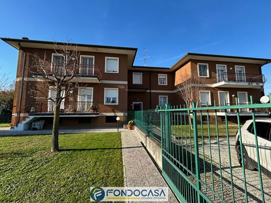 Immagine 1 di Appartamento in vendita  a Rodengo-Saiano