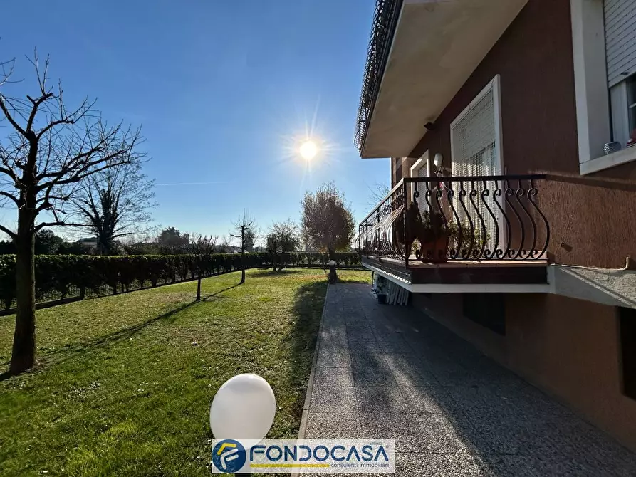 Immagine 4 di Appartamento in vendita  a Rodengo-Saiano