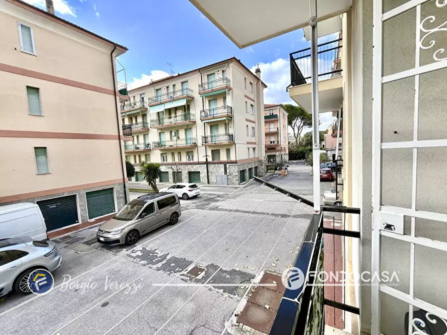 Immagine 17 di Appartamento in vendita  in Via Dei Fiori a Borgio Verezzi