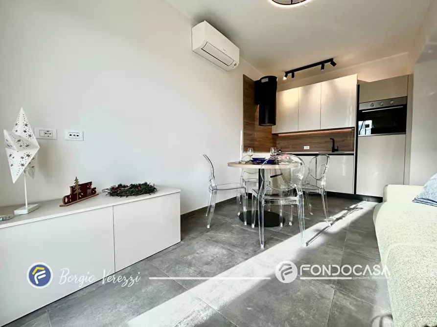 Immagine 1 di Appartamento in vendita  in Via Vittorio Veneto 8 a Borgio Verezzi
