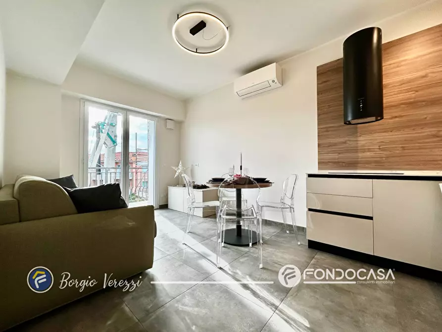 Immagine 19 di Appartamento in vendita  in Via Vittorio Veneto 8 a Borgio Verezzi