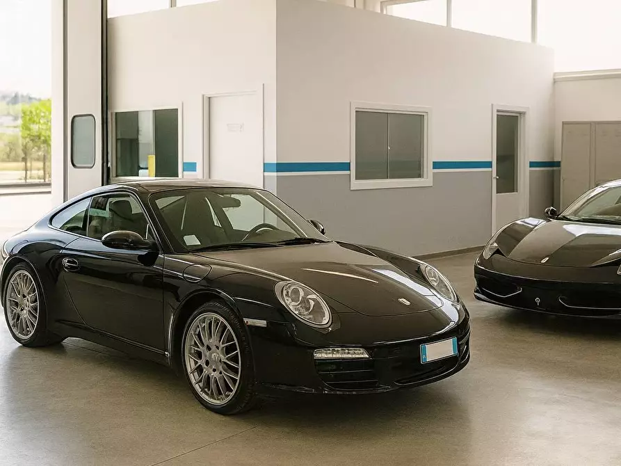 Immagine 9 di Locale commerciale in vendita  in Via Cristoforo Colombo a Teramo