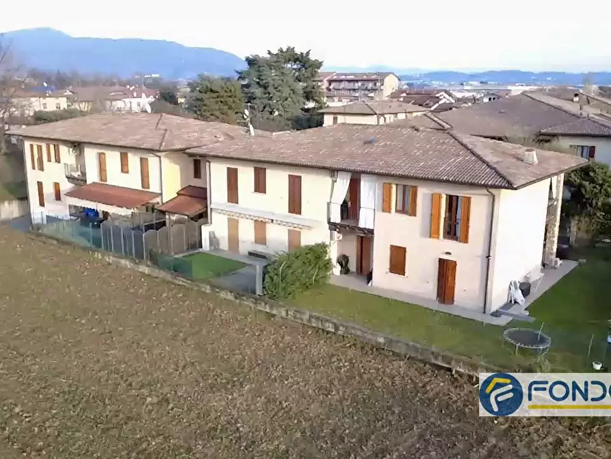 Immagine 2 di Appartamento in vendita  a Palazzolo Sull'oglio