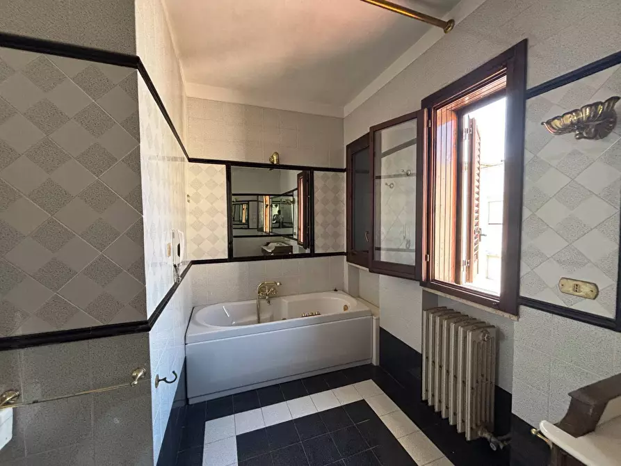 Immagine 17 di Appartamento in vendita  in Via Giovanni Pascoli 7 a Arnesano