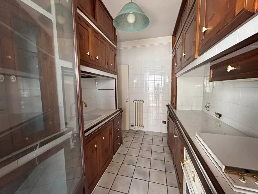 Immagine 8 di Appartamento in vendita  in Via Giovanni Pascoli 7 a Arnesano