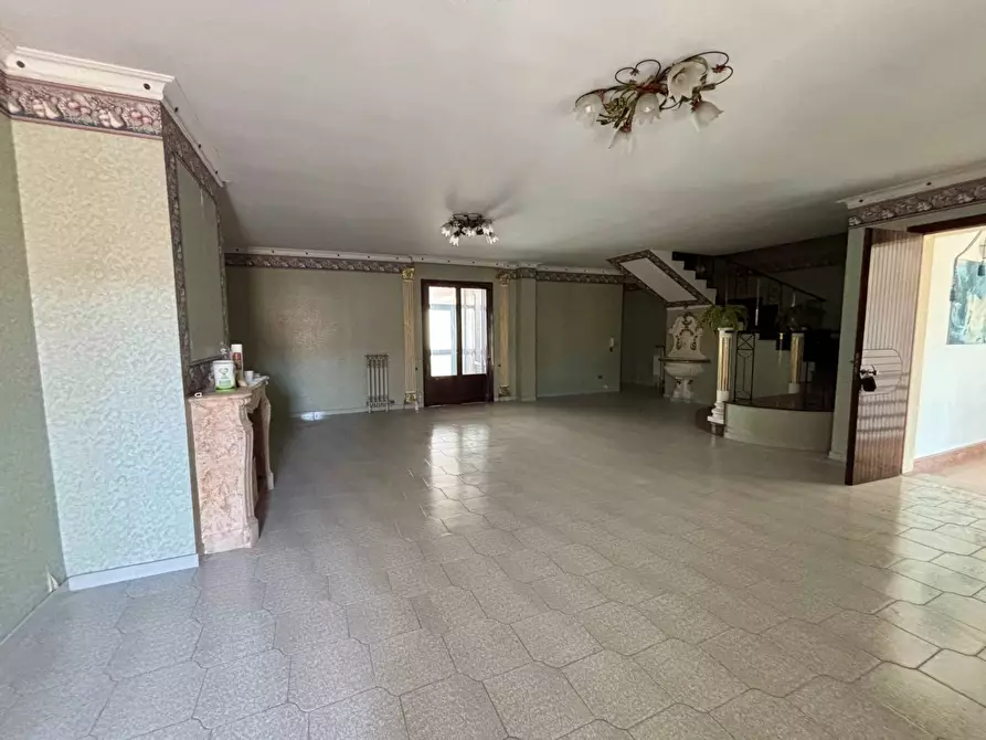 Immagine 4 di Appartamento in vendita  in Via Giovanni Pascoli 7 a Arnesano