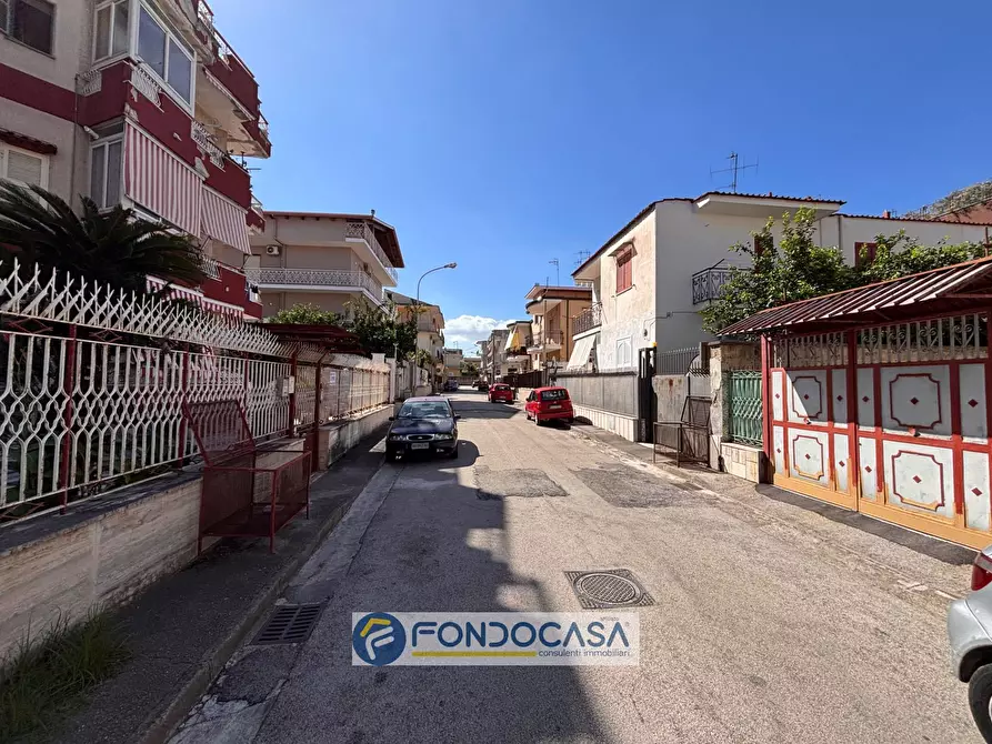 Immagine 1 di Appartamento in vendita  in via tiziano a Sant'antimo