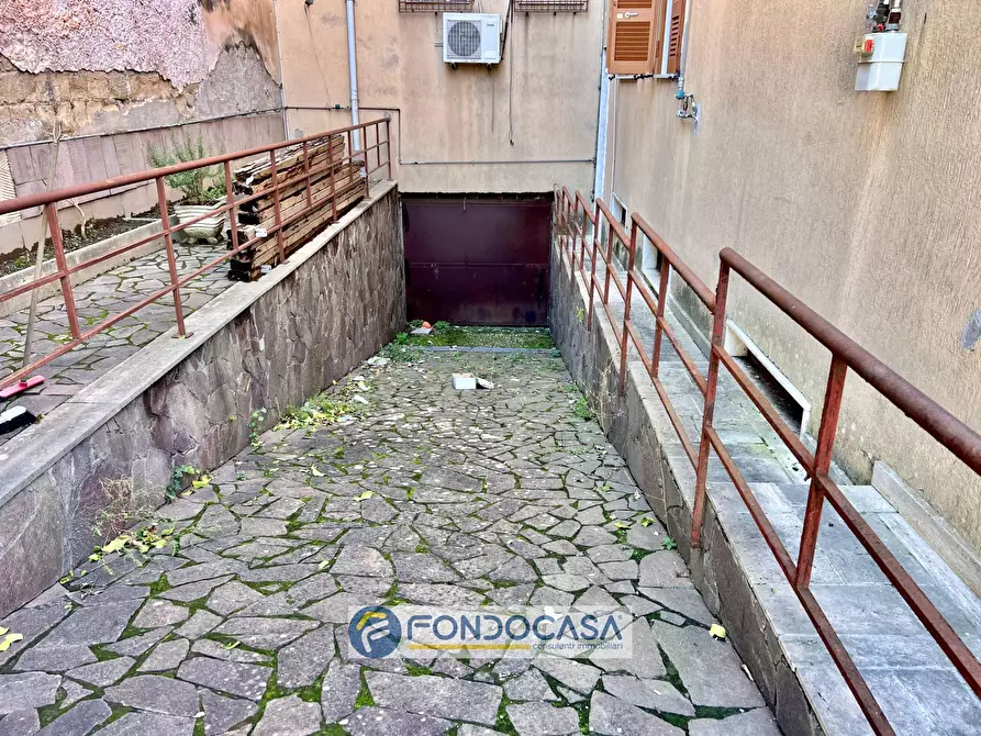 Immagine 3 di Box auto in vendita  in Via giovanni amendola 3 a Sant'antimo