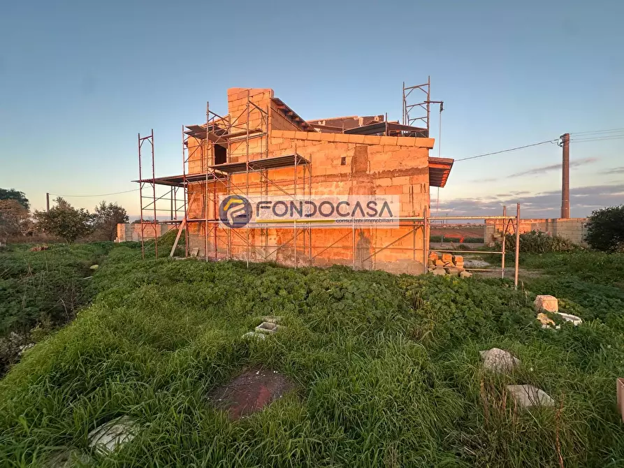 Immagine 5 di Villa in vendita  in Via Duca Seconda snc a Galatina