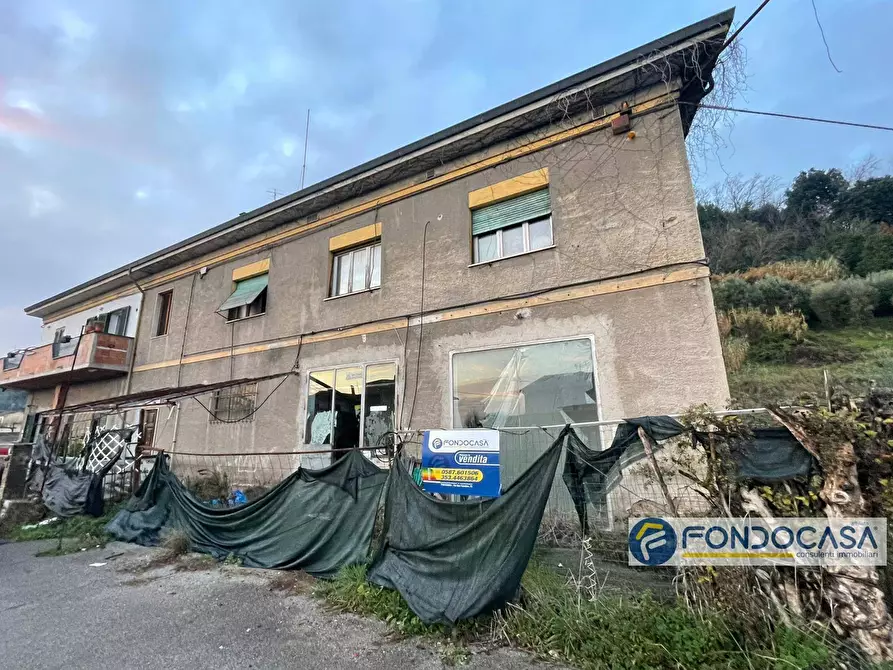 Immagine 1 di Casa semindipendente in vendita  in Via Lungomonte a Montopoli In Val D'arno