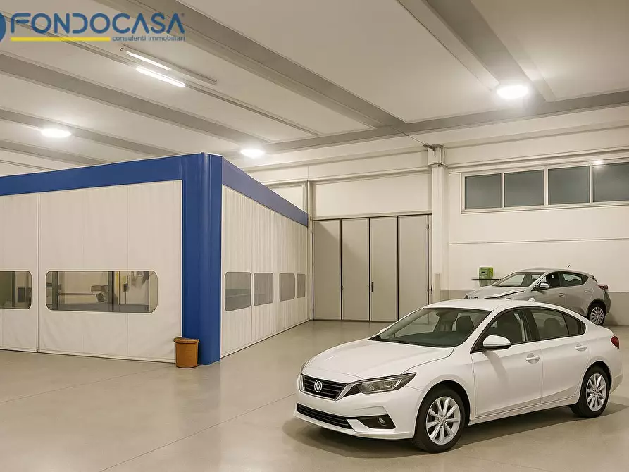 Immagine 8 di Capannone industriale in vendita  in Via Cristoforo Colombo a Sant'omero