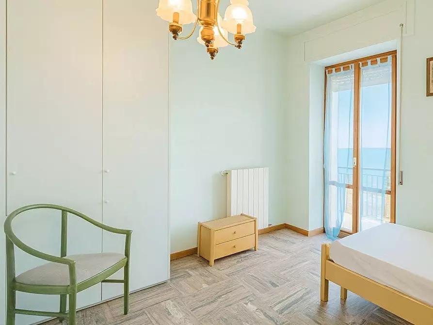 Immagine 11 di Appartamento in vendita  in Via Lame a Grottammare