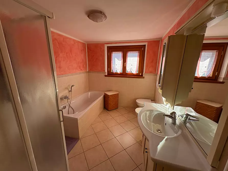 Immagine 16 di Casa semindipendente in vendita  in Via Romentarek a Ardesio