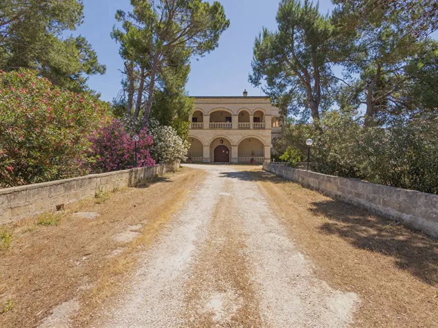 Immagine 2 di Rustico / casale in vendita  in via per francavilla a Sava