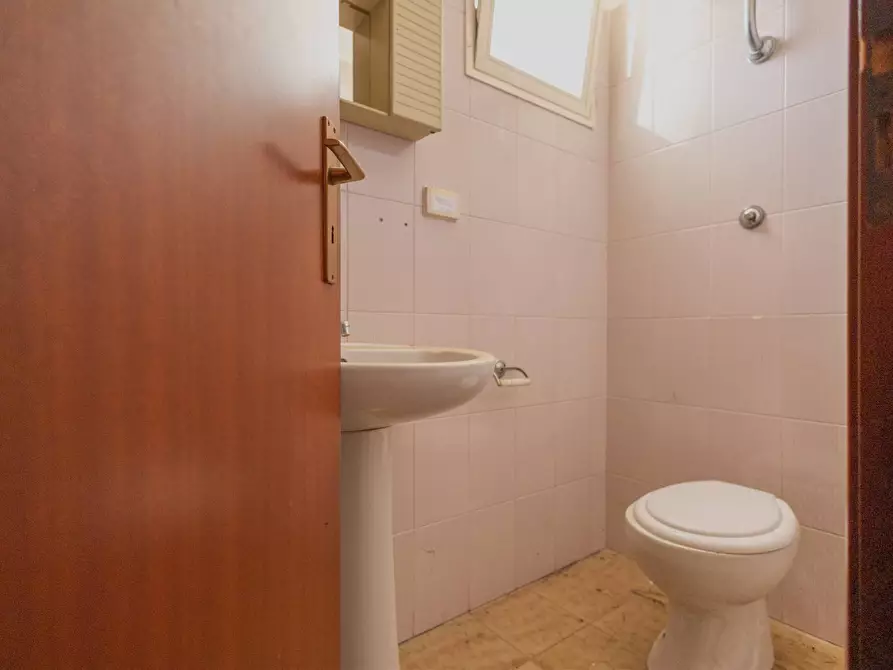 Immagine 15 di Rustico / casale in vendita  in via per francavilla a Sava