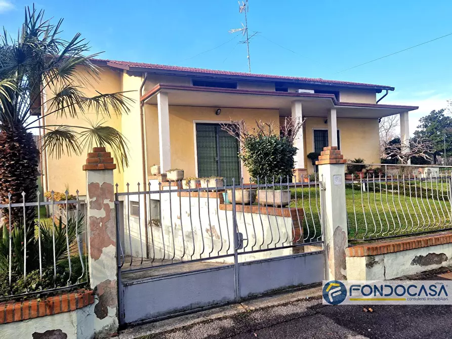 Immagine 6 di Villa in vendita  25 a Travagliato
