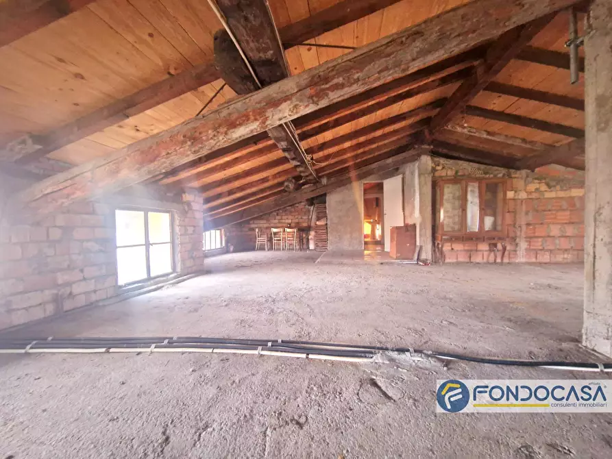 Immagine 23 di Villa in vendita  25 a Travagliato