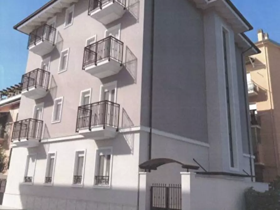 Immagine 2 di Appartamento in vendita  in Via Calatafimi a San Benedetto Del Tronto