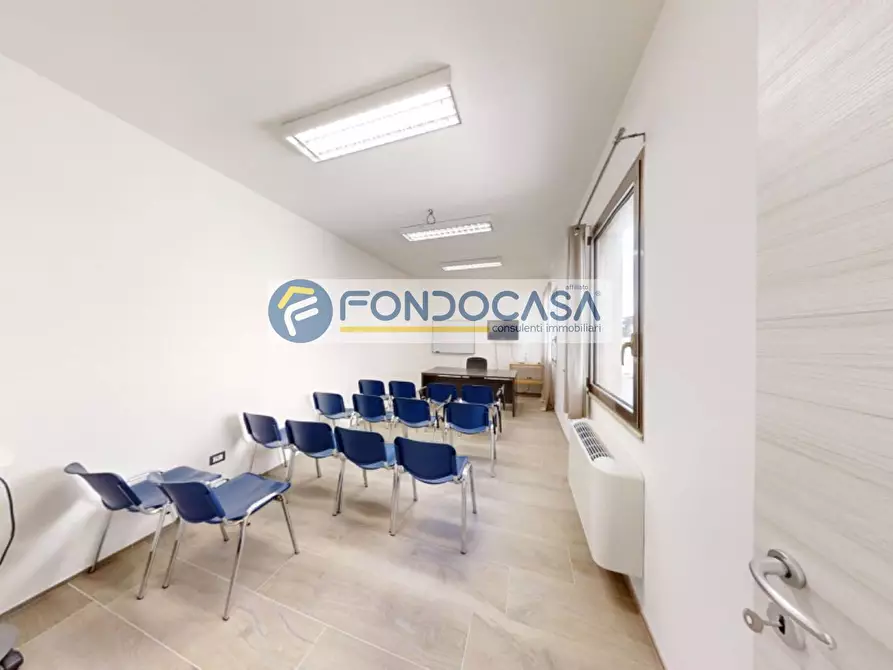 Immagine 19 di Ufficio in vendita  in Via Santagostino 7 a Tricase