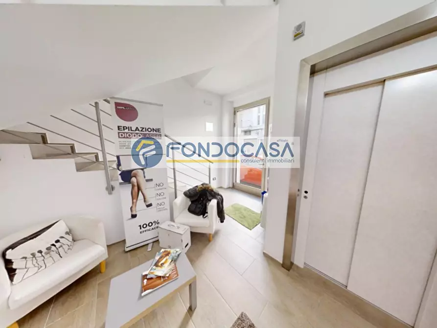 Immagine 2 di Ufficio in vendita  in Via Santagostino 7 a Tricase