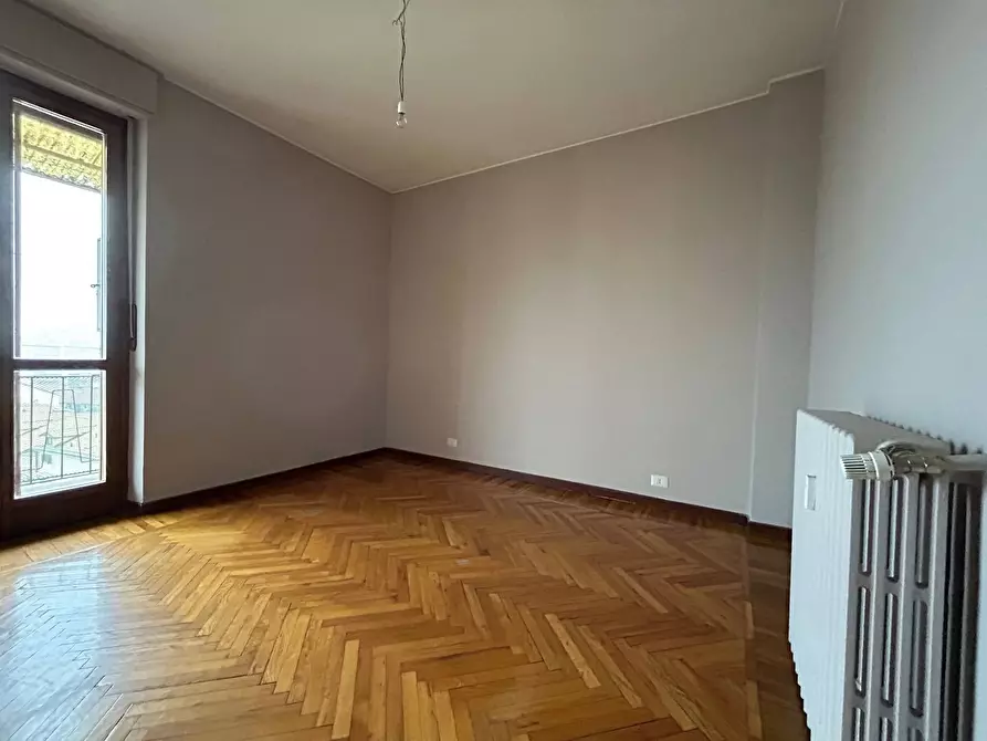 Immagine 12 di Appartamento in vendita  in via Torino 198 a Nichelino