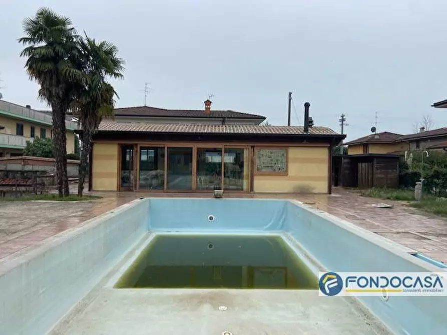 Immagine 10 di Terreno residenziale in vendita  a Pontoglio