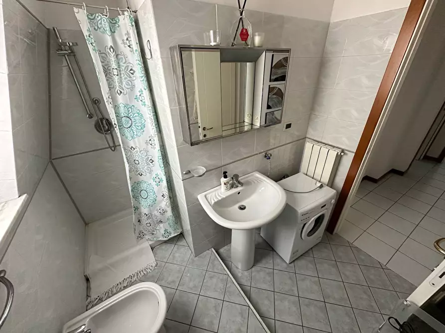 Immagine 23 di Attico in vendita  in Via Calatafimi a San Benedetto Del Tronto