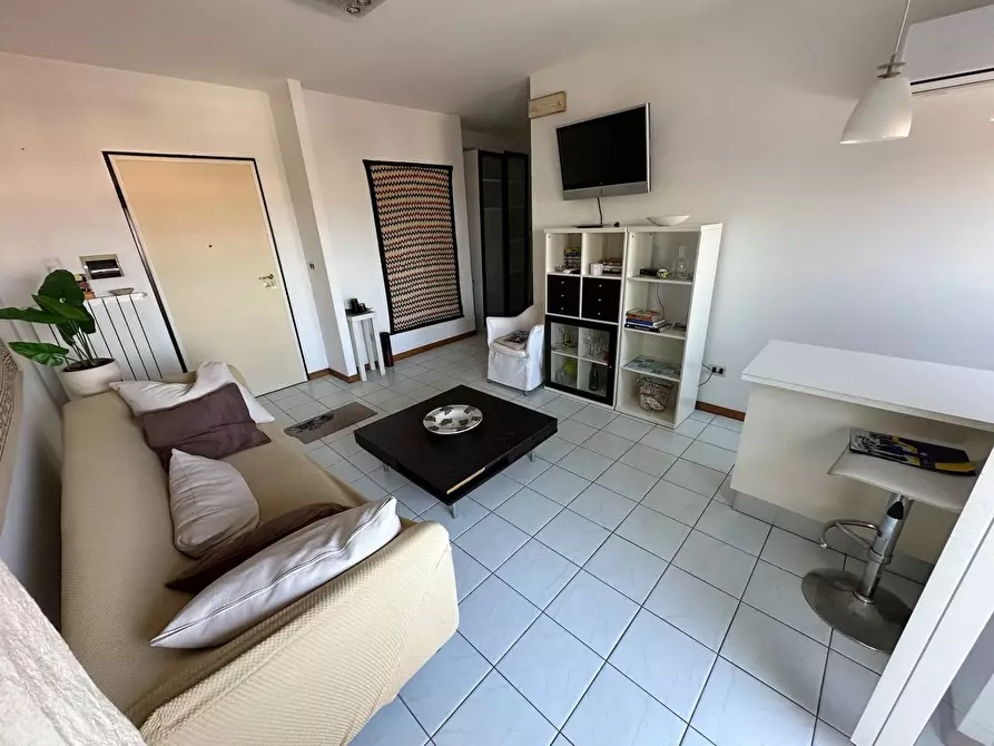 Immagine 27 di Attico in vendita  in Via Calatafimi a San Benedetto Del Tronto