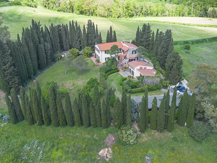 Immagine 4 di Villa in vendita  in VIA DELLE SORGENTI a Collesalvetti