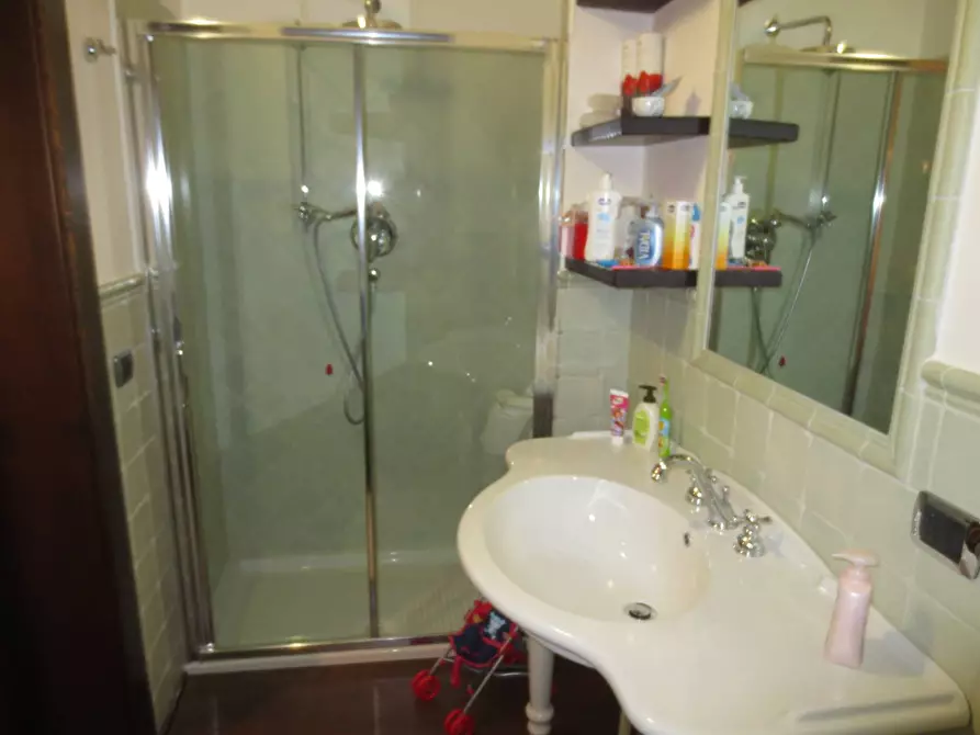 Immagine 34 di Villa in vendita  in Via tre Ottobre a Ascoli Piceno