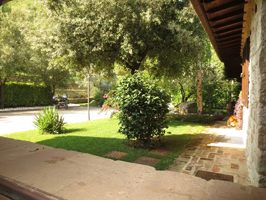 Immagine 43 di Villa in vendita  in Via tre Ottobre a Ascoli Piceno