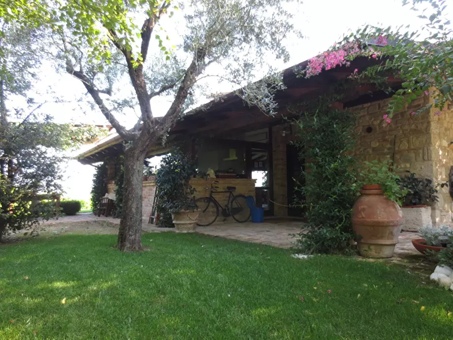 Immagine 56 di Villa in vendita  in Via tre Ottobre a Ascoli Piceno