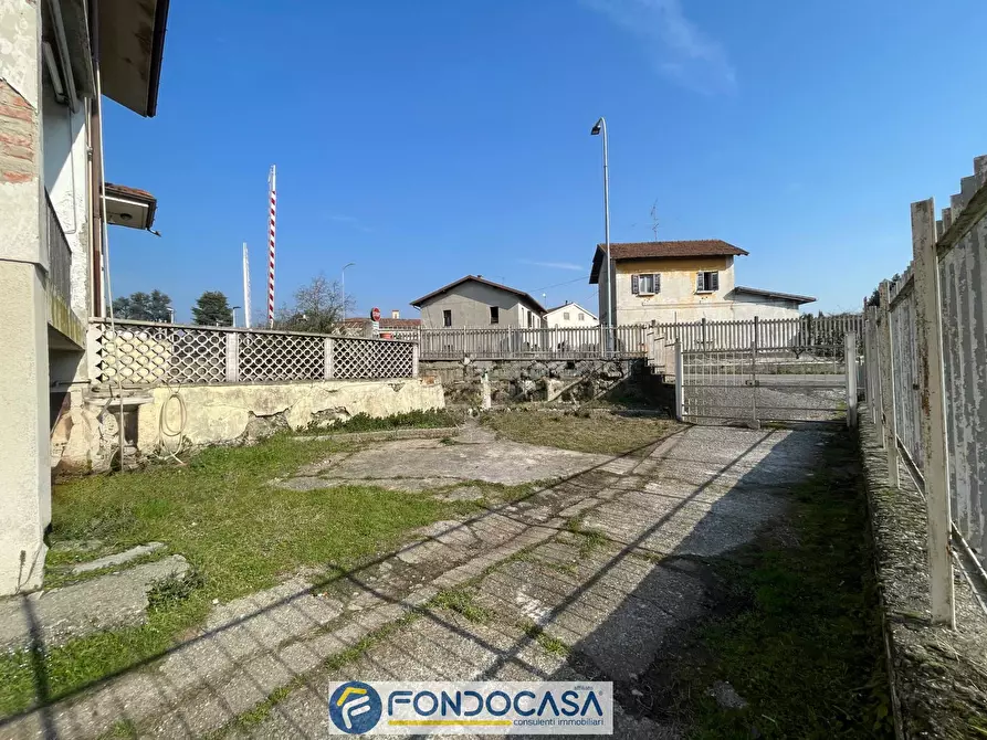 Immagine 3 di Appartamento in vendita  41 a Cazzago San Martino