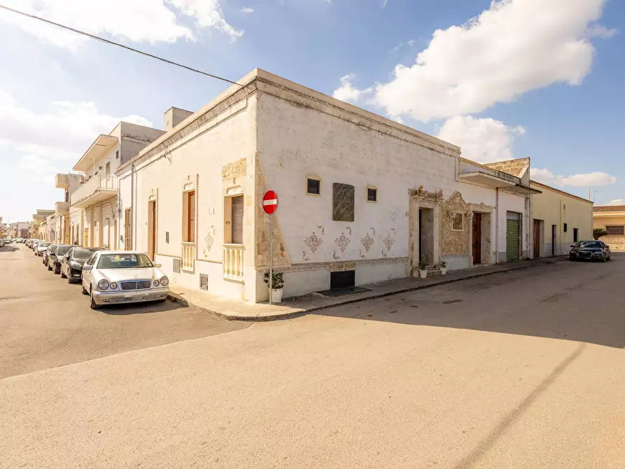 Immagine 1 di Appartamento in vendita  in VIA REGINA GIOVANNA 120 a Sava