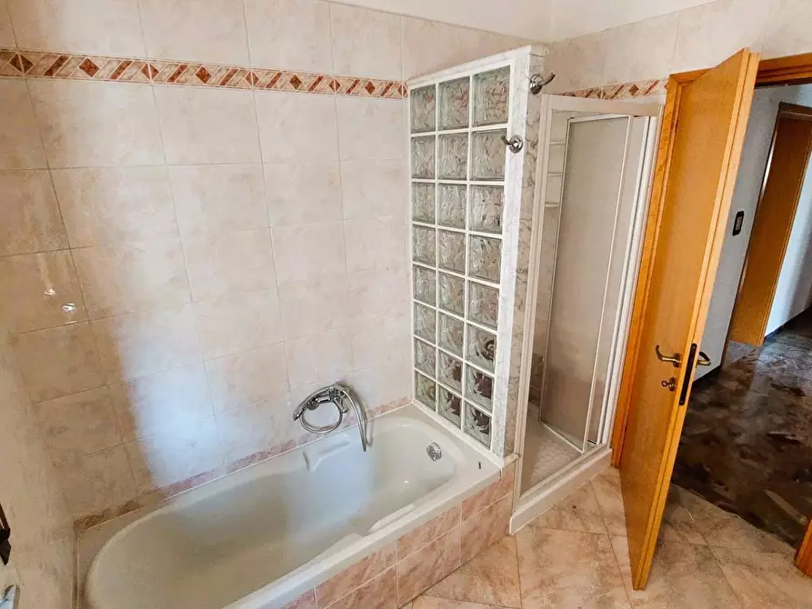 Immagine 13 di Appartamento in vendita  a San Benedetto Del Tronto