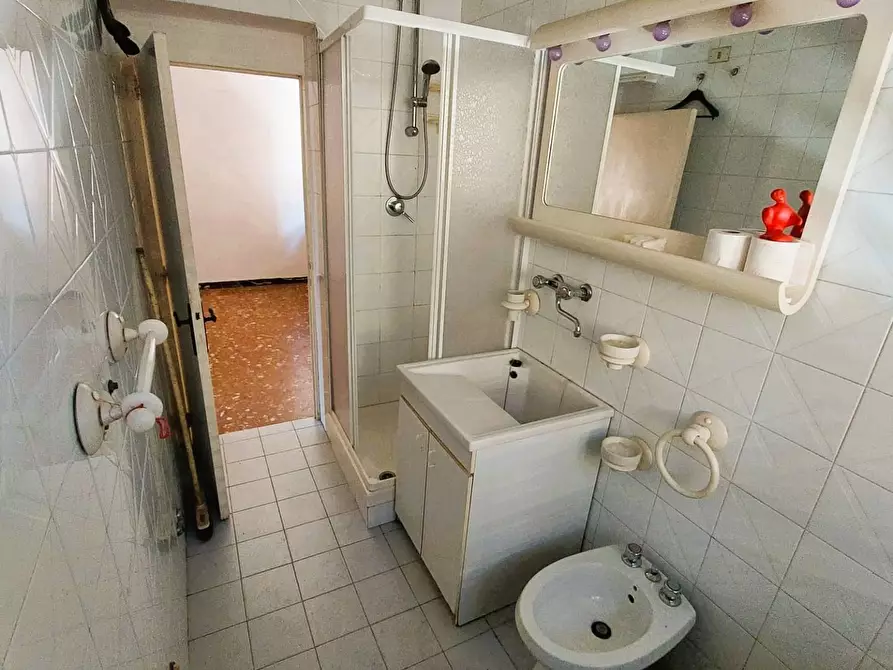 Immagine 21 di Appartamento in vendita  a San Benedetto Del Tronto