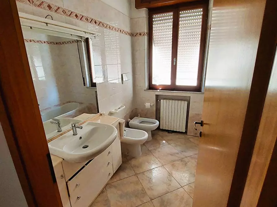 Immagine 14 di Appartamento in vendita  a San Benedetto Del Tronto